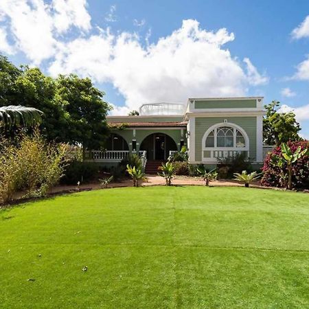 Amplia Villa De Lujo Con Piscina Climatizada 大加那利岛拉斯帕尔马斯 外观 照片