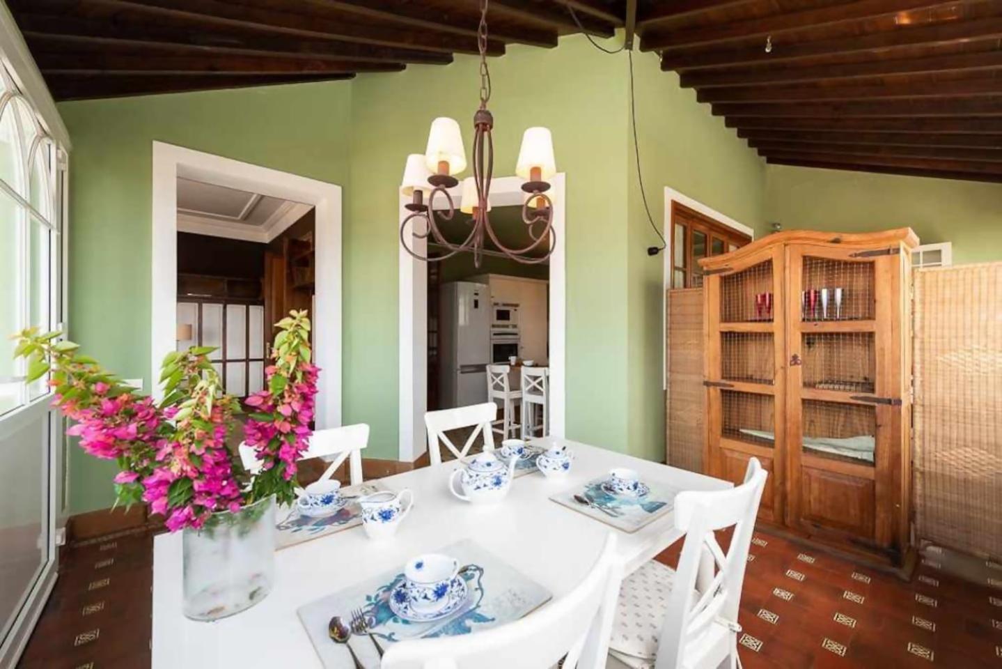 Amplia Villa De Lujo Con Piscina Climatizada 大加那利岛拉斯帕尔马斯 外观 照片