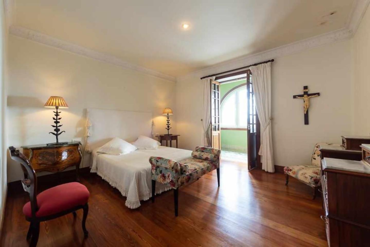 Amplia Villa De Lujo Con Piscina Climatizada 大加那利岛拉斯帕尔马斯 外观 照片